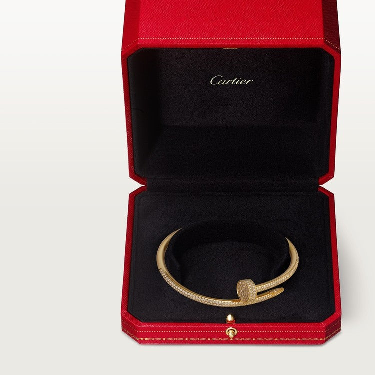 BRACELET CARTIER JUSTE UN CLOU MODÉLE CLASSIQUE SEMI PAVÉ GOLD