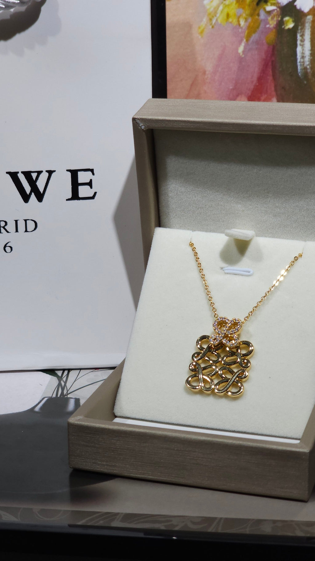 collier femme LOEWE