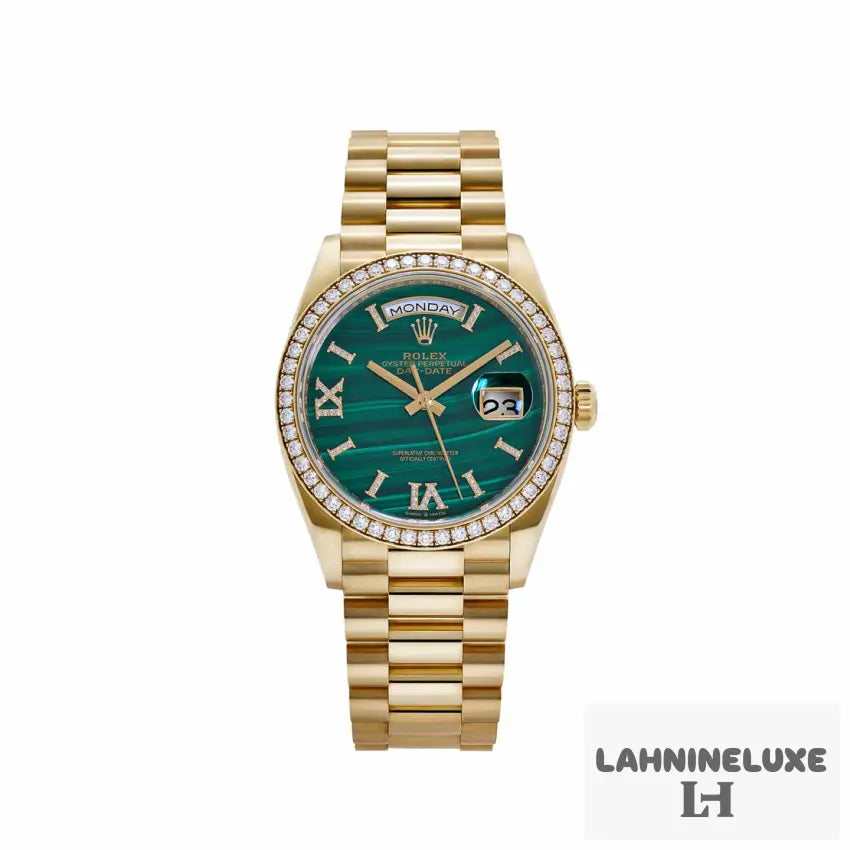 Day-Date Yellow Gold Green Malachite Dial Diamond Bezel (2021)