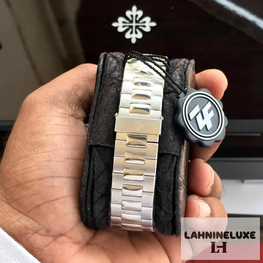 Montre Homme Patek Philippe Nautilus Automatique 57111A