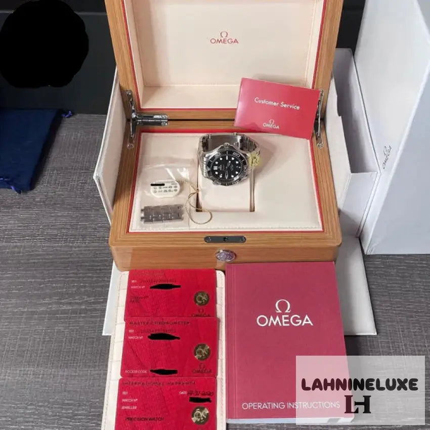 Omega Seamaster Diver 300M BLACK DIAL